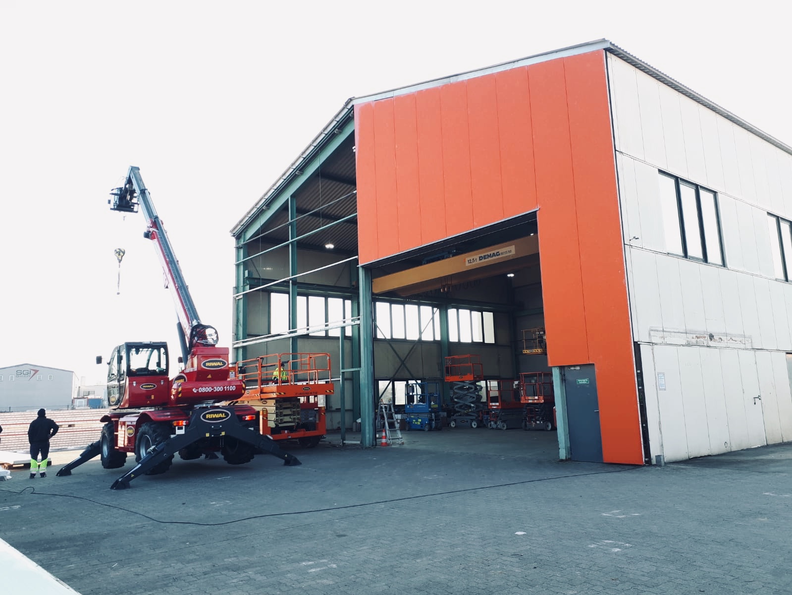 124 Fassadensanierung Werkhalle 1